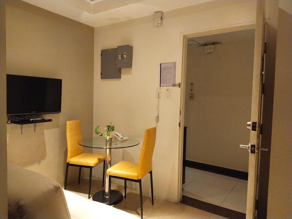 Avalu Residences Makati City Exterior photo